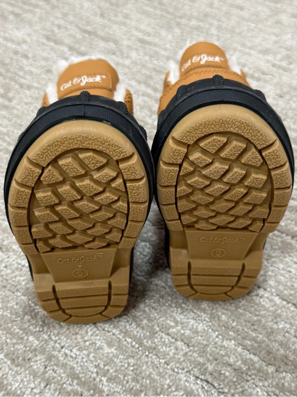 NWOT Cat & Jack Kids' Tan and Black Faux-Shearling Snow Boots